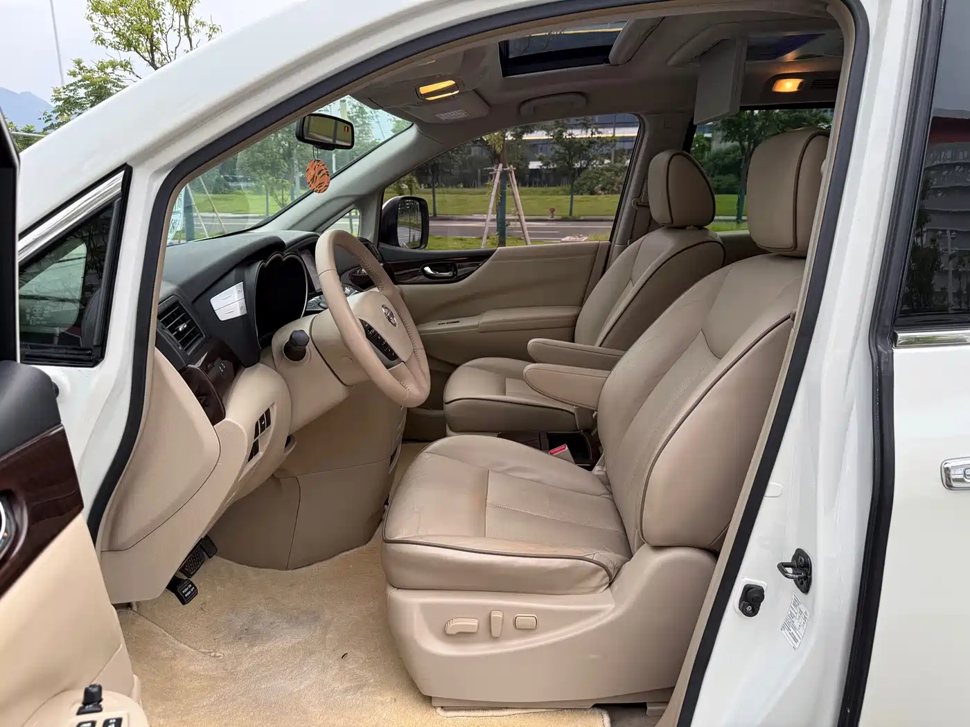 Nissan Quest 2017 2015 3.5L SL