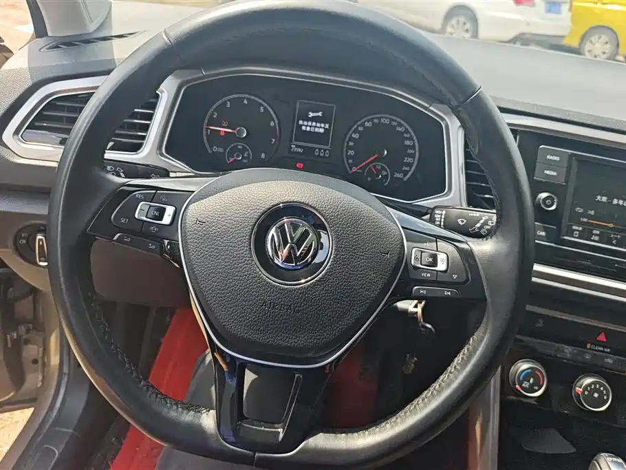 Volkswagen T-ROC 2019 230TSI DSG 2WD Progressive Type China V фото 15