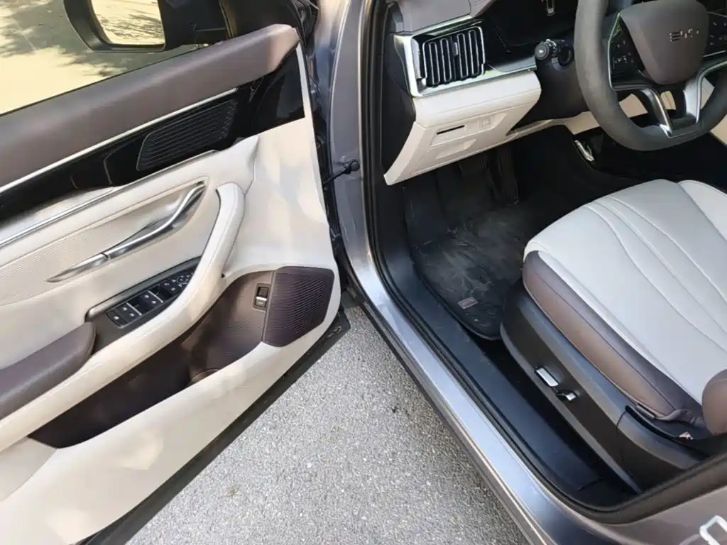 BYD Song PLUS PHEV 2025 2025 DM-i 112KM Honor
