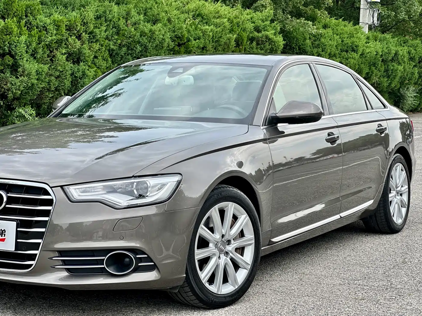 Photo 2 - Audi A6L