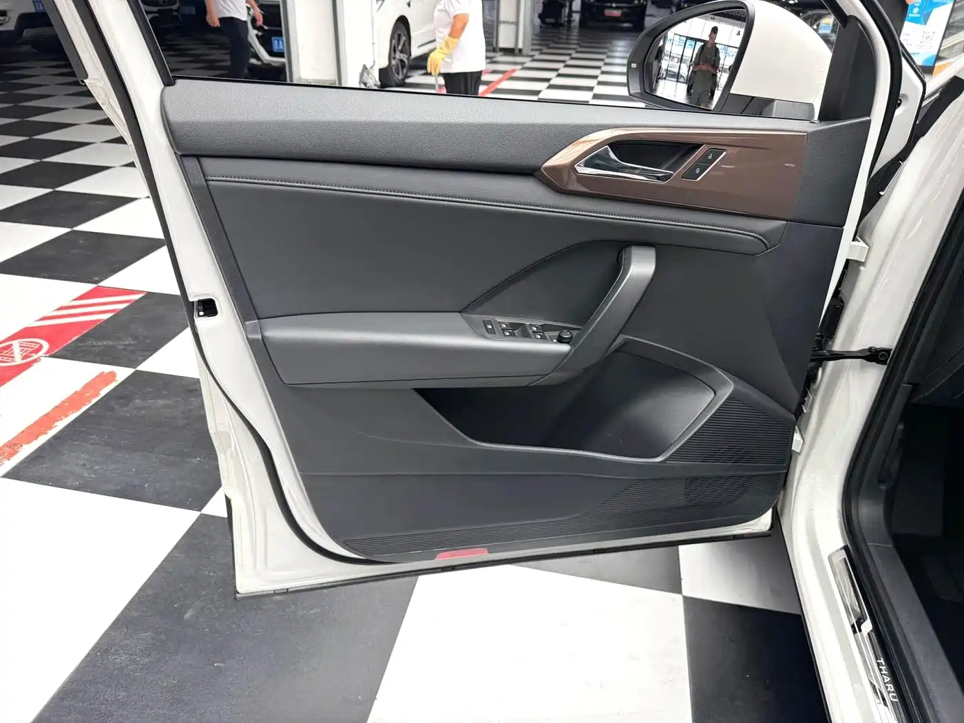 Volkswagen Tharu, миниатюра 11