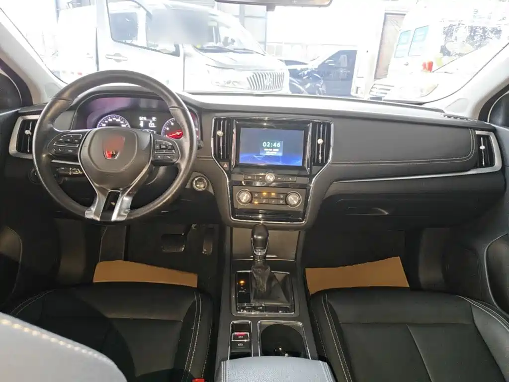 Roewe i6 2018 2018 20T Automatic Flagship Edition