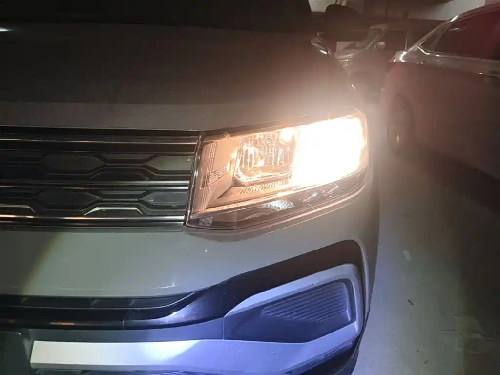 Volkswagen T-Cross 2019 1.5L Automatic Trend Edition фото 24