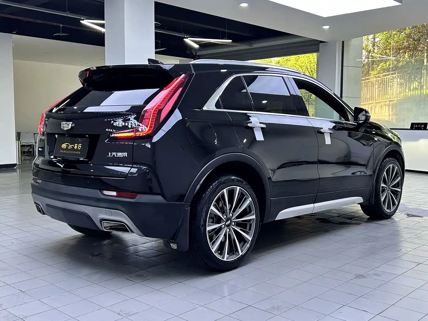 Cadillac XT4 2018 28T AWD Platinum Edition фото 11