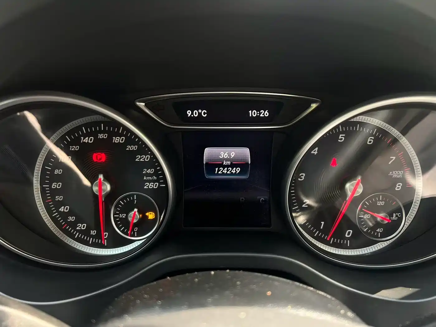 Mercedes-Benz GLA 2017 GLA 200 Dynamic фото 15