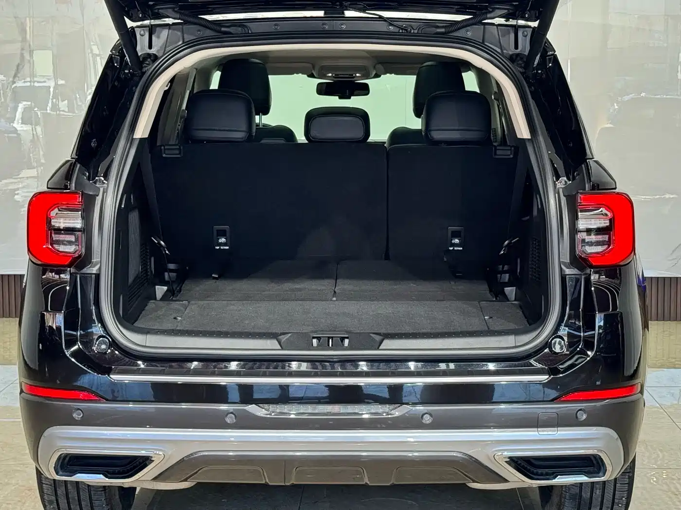 Ford Explorer 2024 2023 EcoBoost 285 AWD Titanium Edition 7-Seater