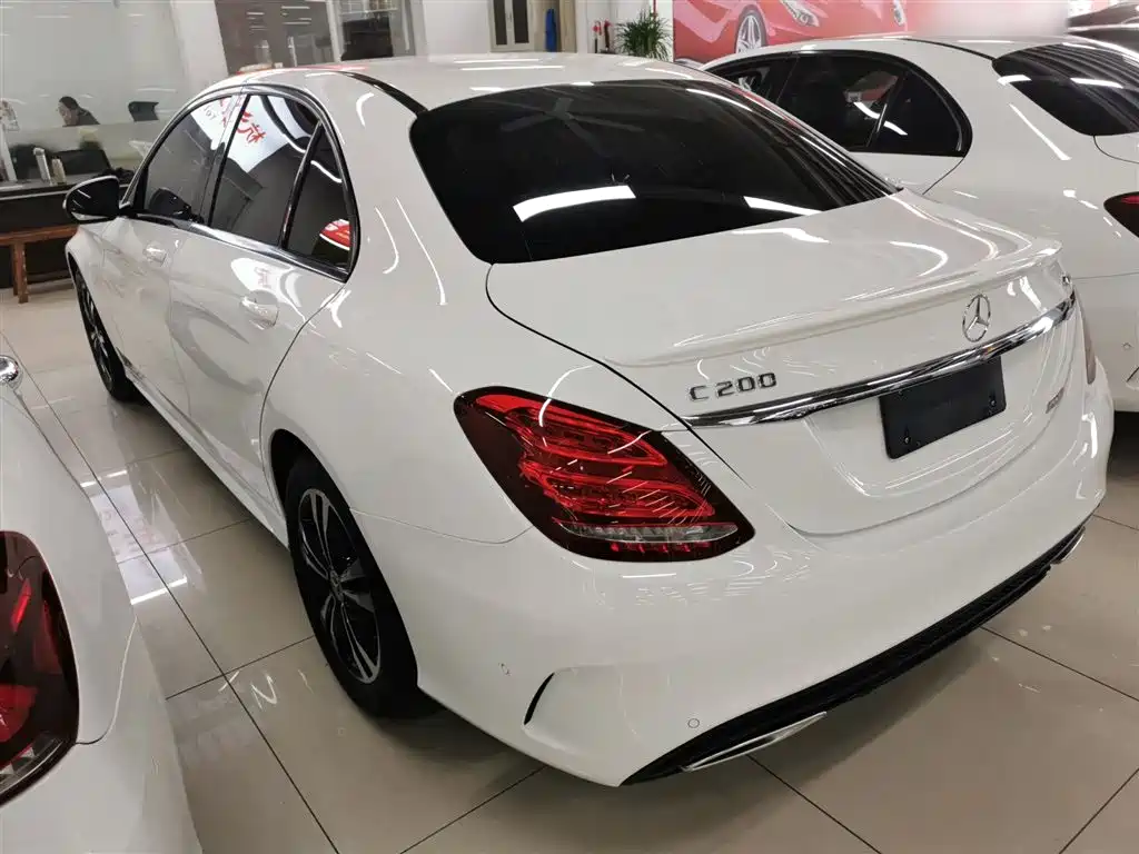 Mercedes-Benz C-Class 2017 Facelift C 200 Sport Edition фото 5