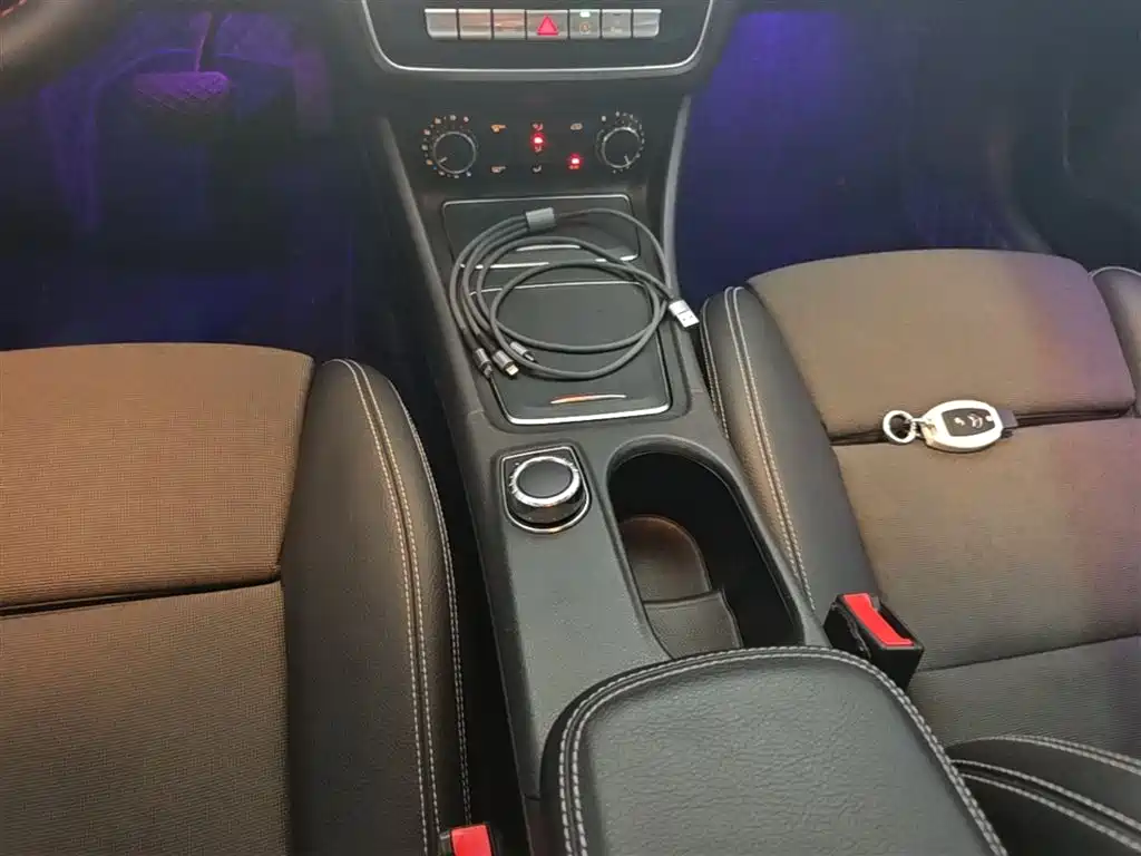 Mercedes-Benz A-Class (Import) 2017 Facelift A 200 Dynamic фото 14