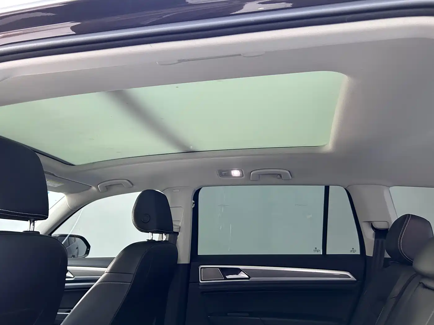 Volkswagen Teramont 2019 380TSI 4WD Luxury Edition China VI фото 22