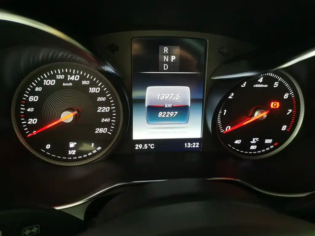 Mercedes-Benz GLC 2016 GLC 200 4MATIC фото 11