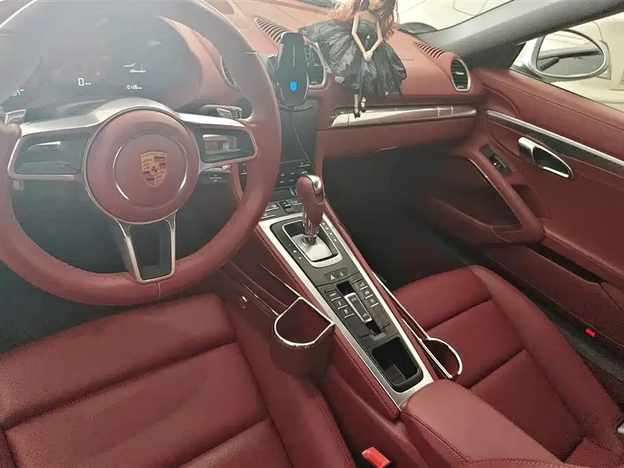 Porsche 718 2022 Boxster 2.0T фото 12