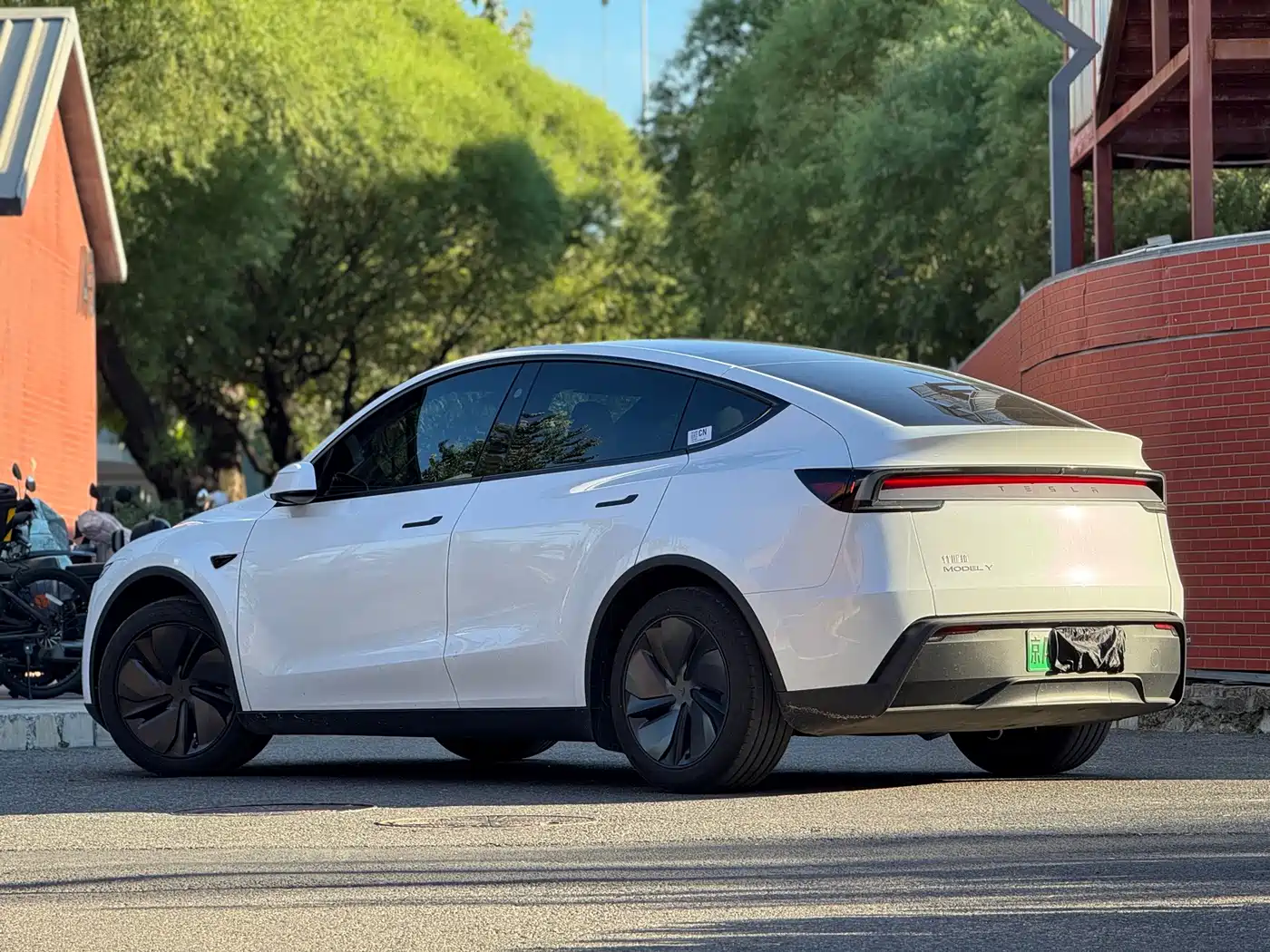 Tesla Model Y 2026 2026 Rear-Wheel Drive