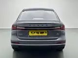 Фото 8 - Roewe i5