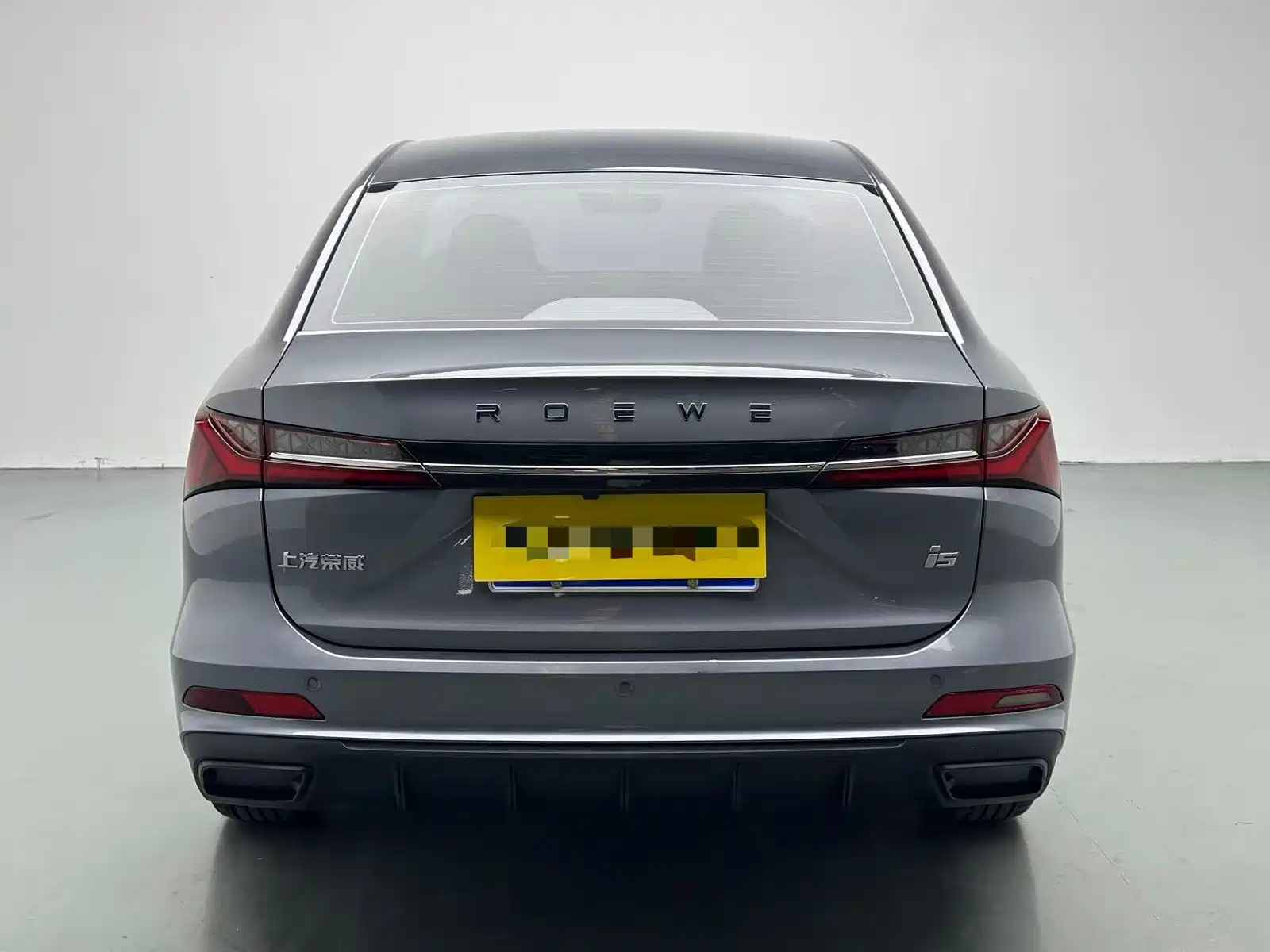 Фото 8 - Roewe i5