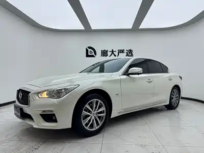 Infiniti Q50L