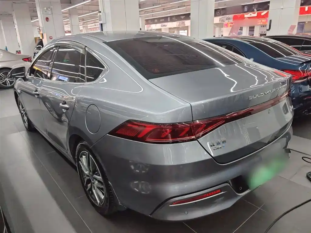 BYD Qin PLUS 2021 DM-i 55KM Flagship фото 23
