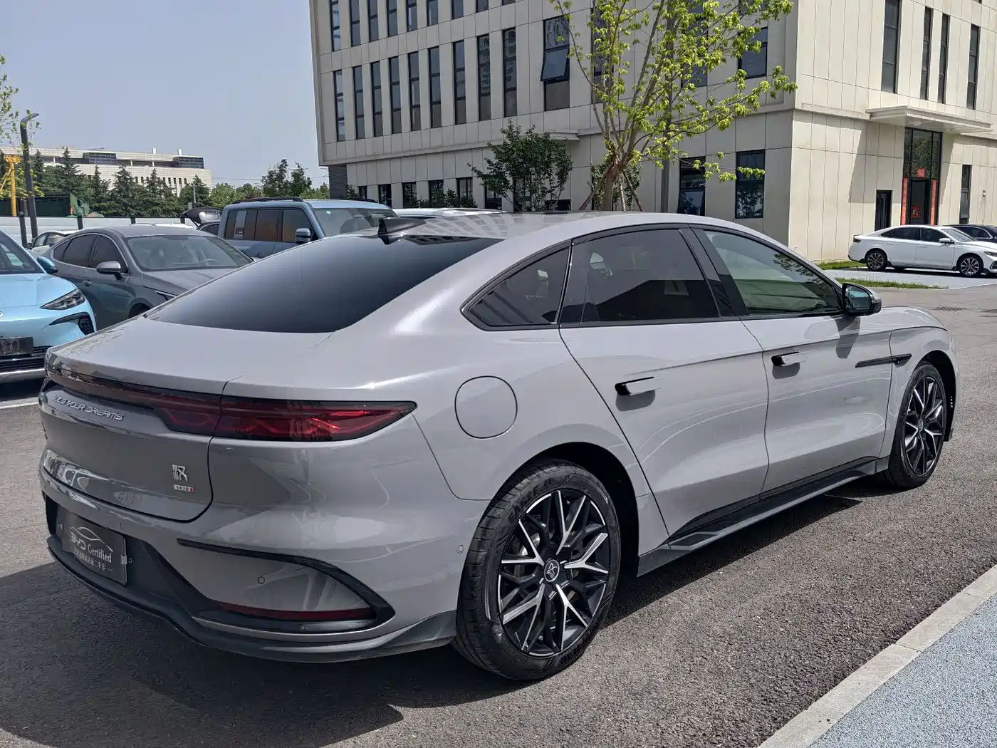 BYD Han 2025 DM-i Smart Driving Edition 125KM LiDAR Flagship фото 9