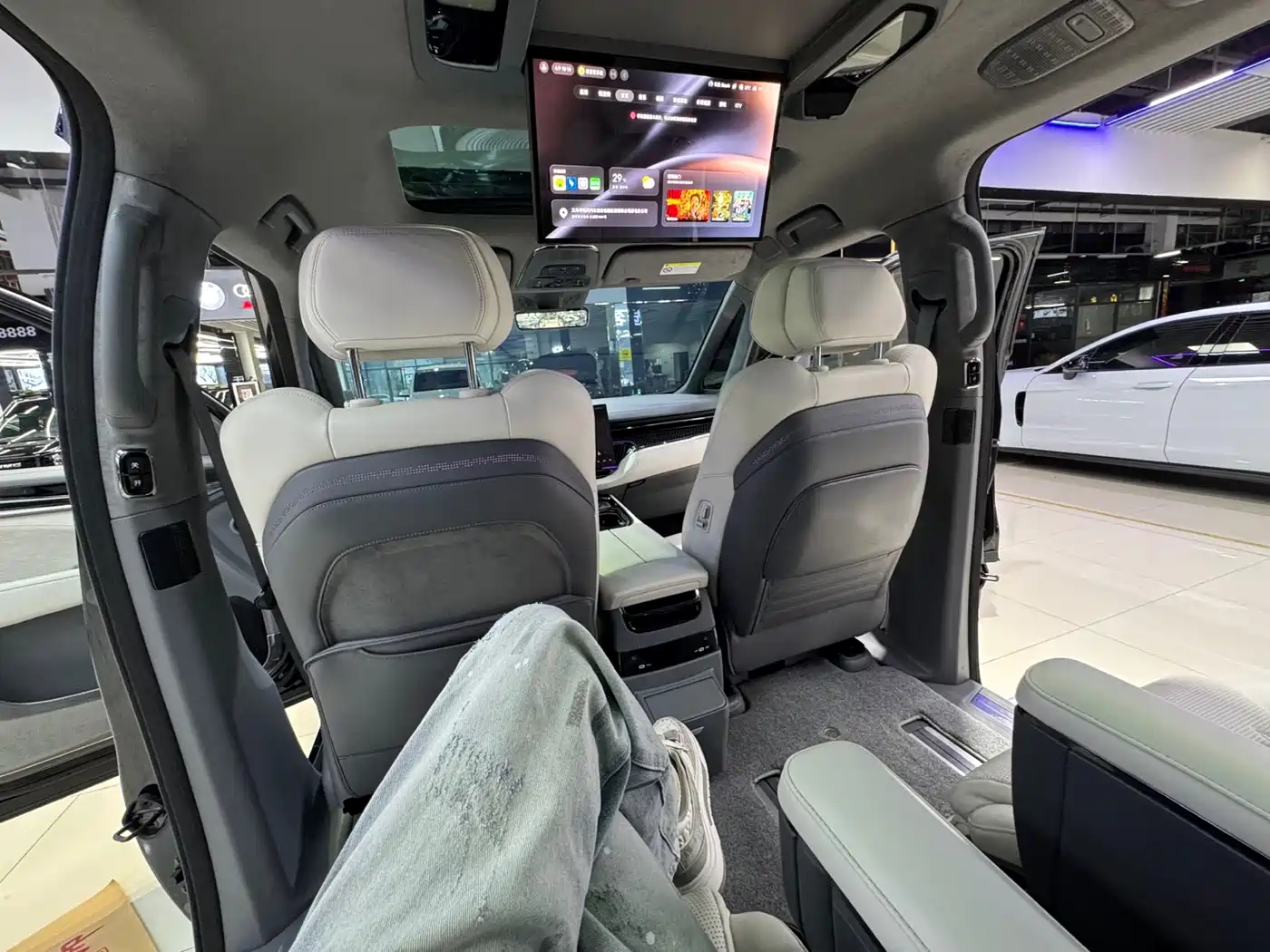 ZEEKR EXTREME KRYPTON 009