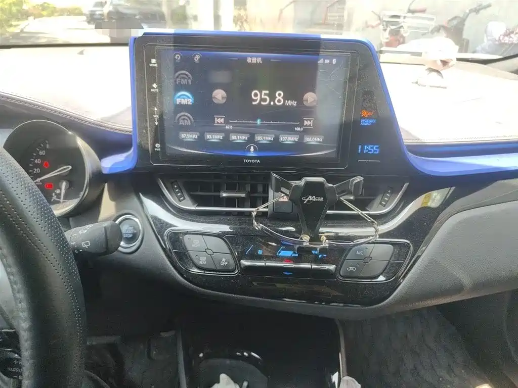 Toyota IZOA 2018 2.0L Yichi Edition China V фото 6