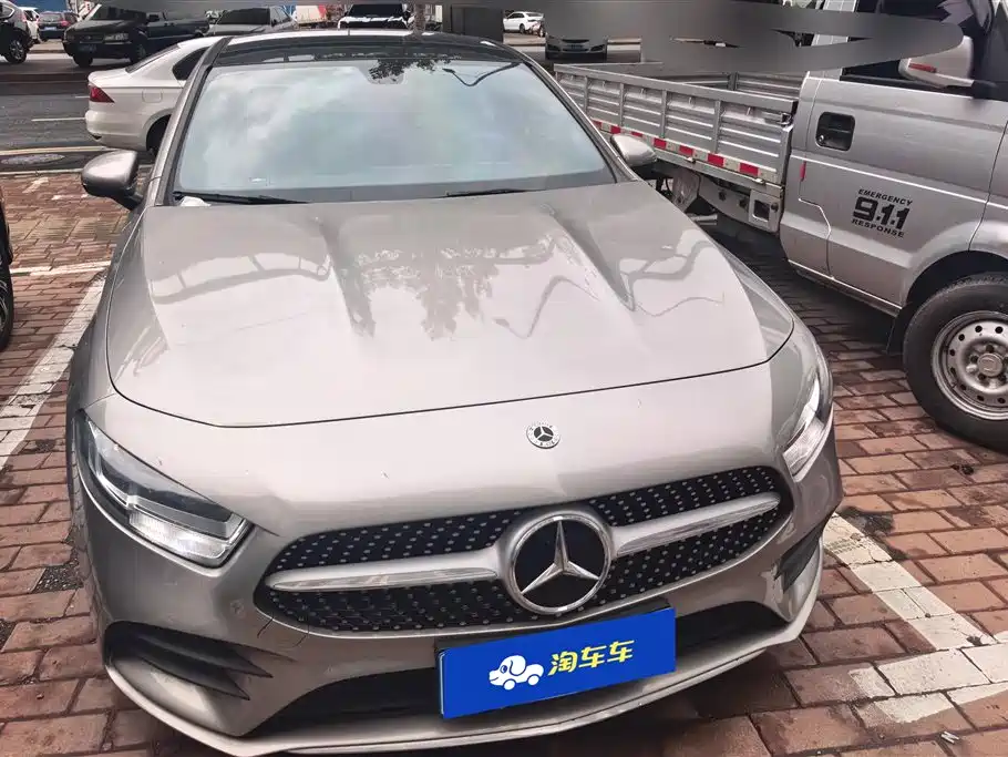 Mercedes-Benz A-Class 2021 A 180 L фото 2