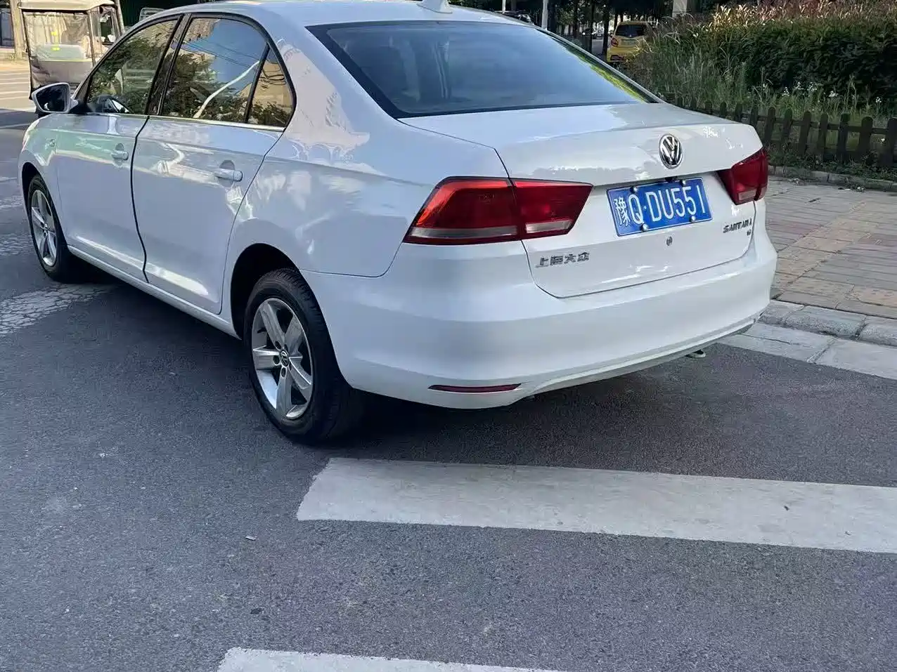 Volkswagen Santana 2013 1.6L Manual Comfort Edition фото 8