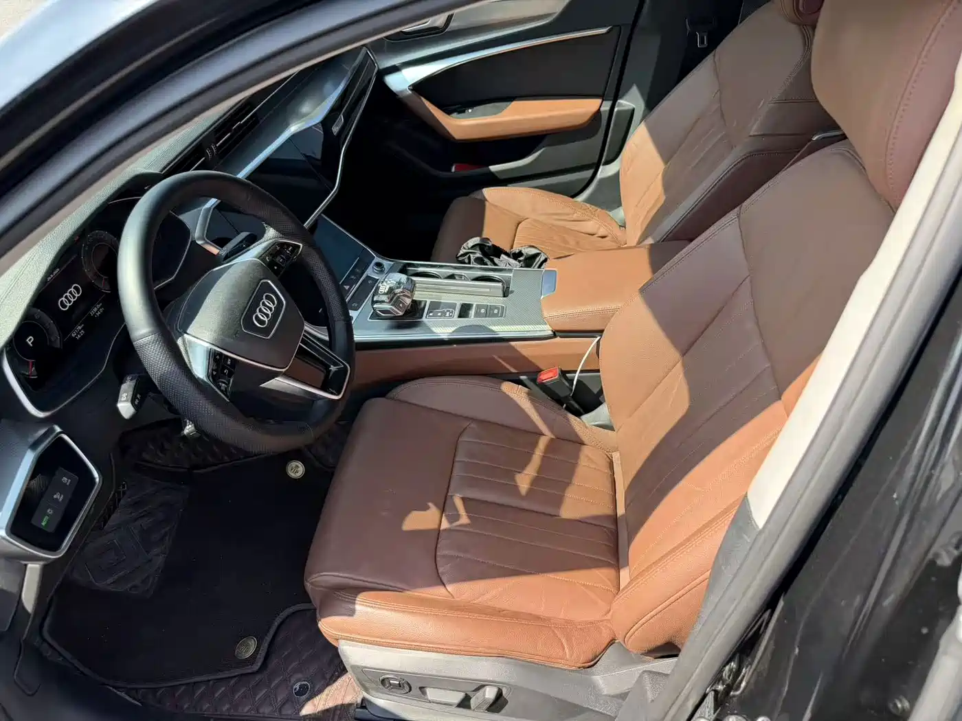 Фото 6 - Audi A6L