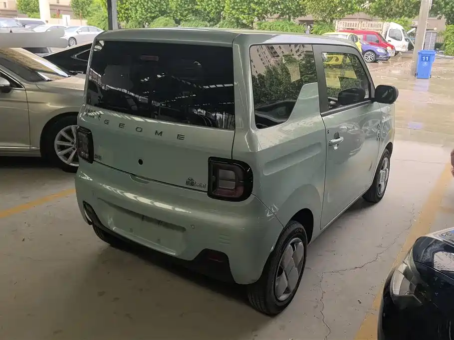 Geely Galaxy Panda 2023 Panda Mini 200km Endurance Bear фото 3