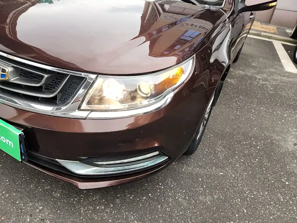 Фото 24 - Geely Vision