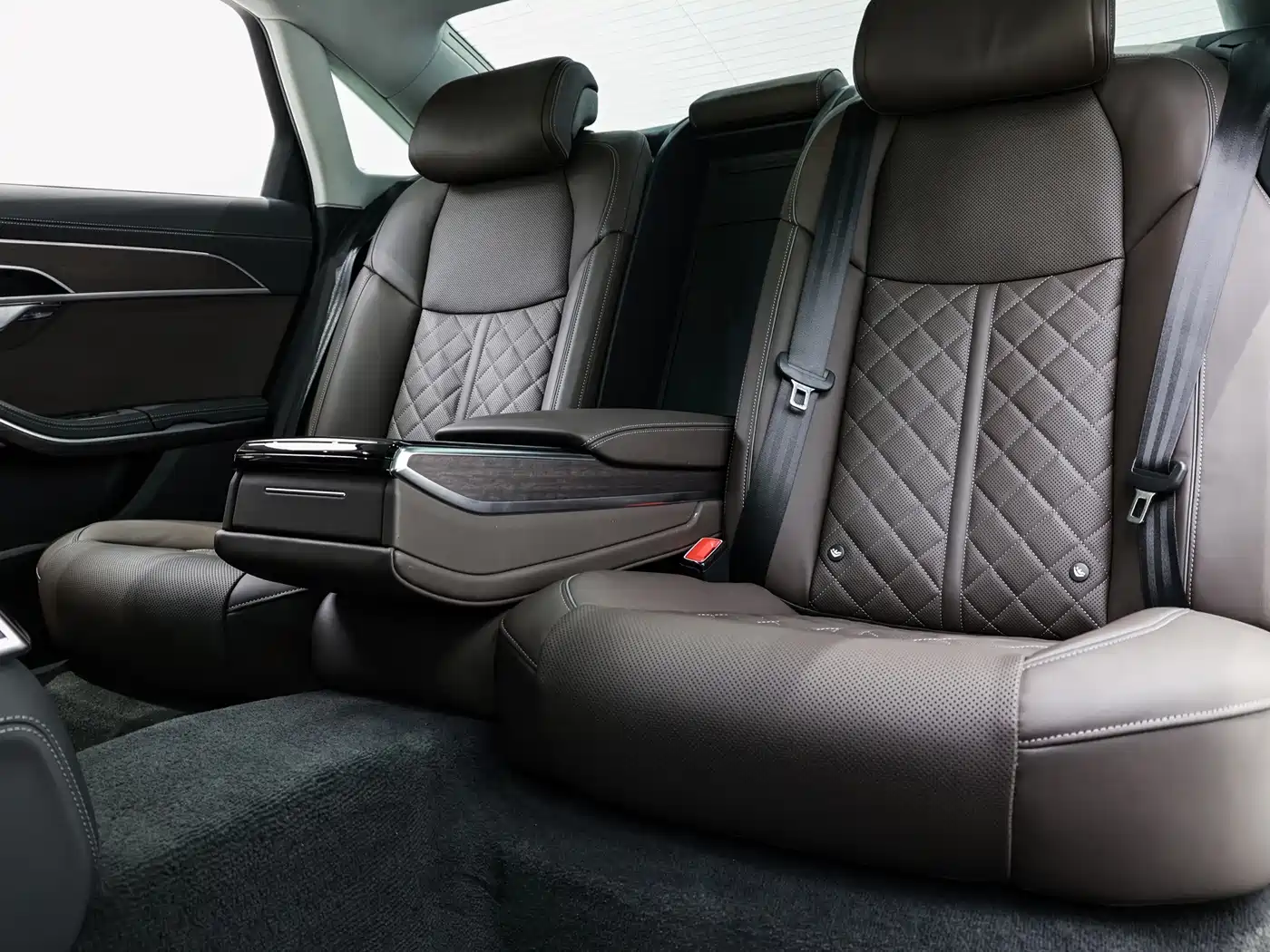 Audi A8 2026 2025 A8L 55 TFSI quattro Flagship