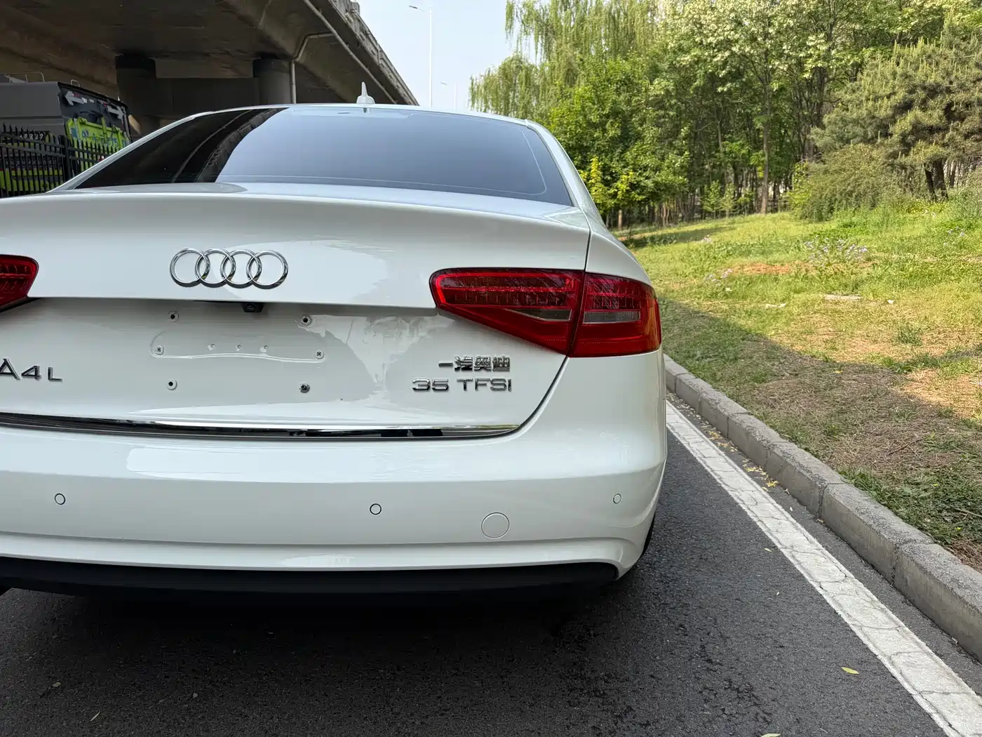 Audi A4L 2015 35 TFSI Auto Comfort фото 15