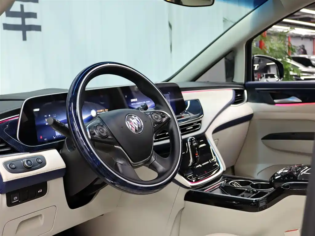 BUICK GL8