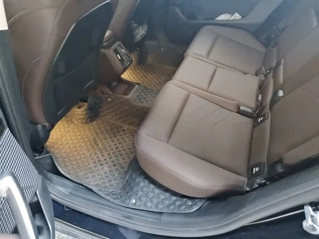 BMW X1 2024 sDrive25Li X Design Package фото 13