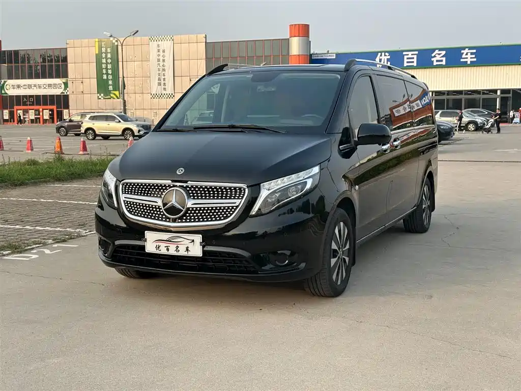 Mercedes-Benz Vito 2021 2.0T Business Edition 7-seater