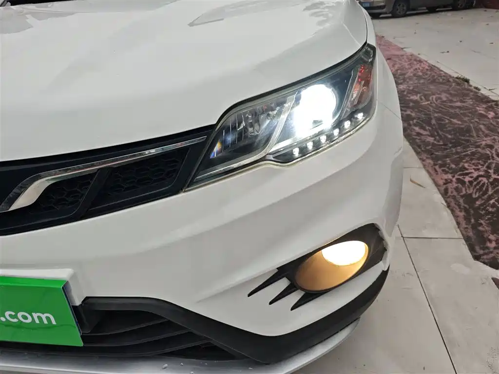 Soueast DX3 2017 2016 1.5L Manual Premium