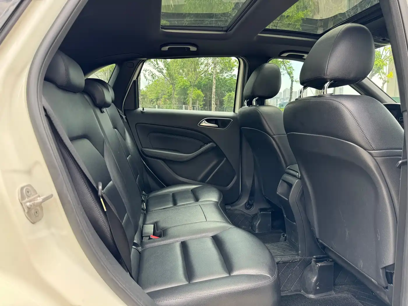Mercedes-Benz B-Class 2012 B 200 фото 6
