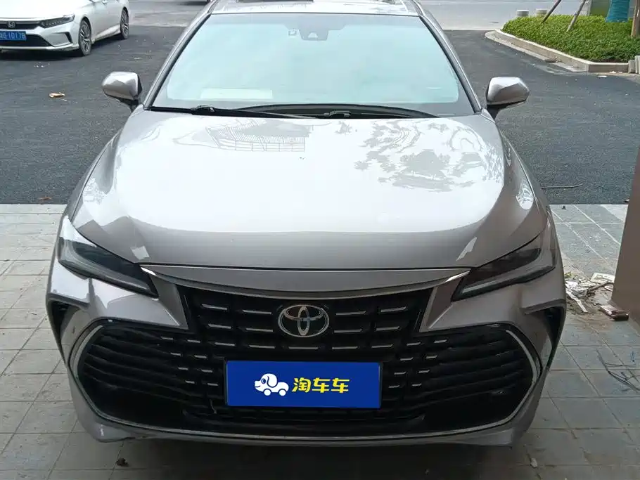Toyota Avalon 2022 2.0L Progressive Edition фото 2