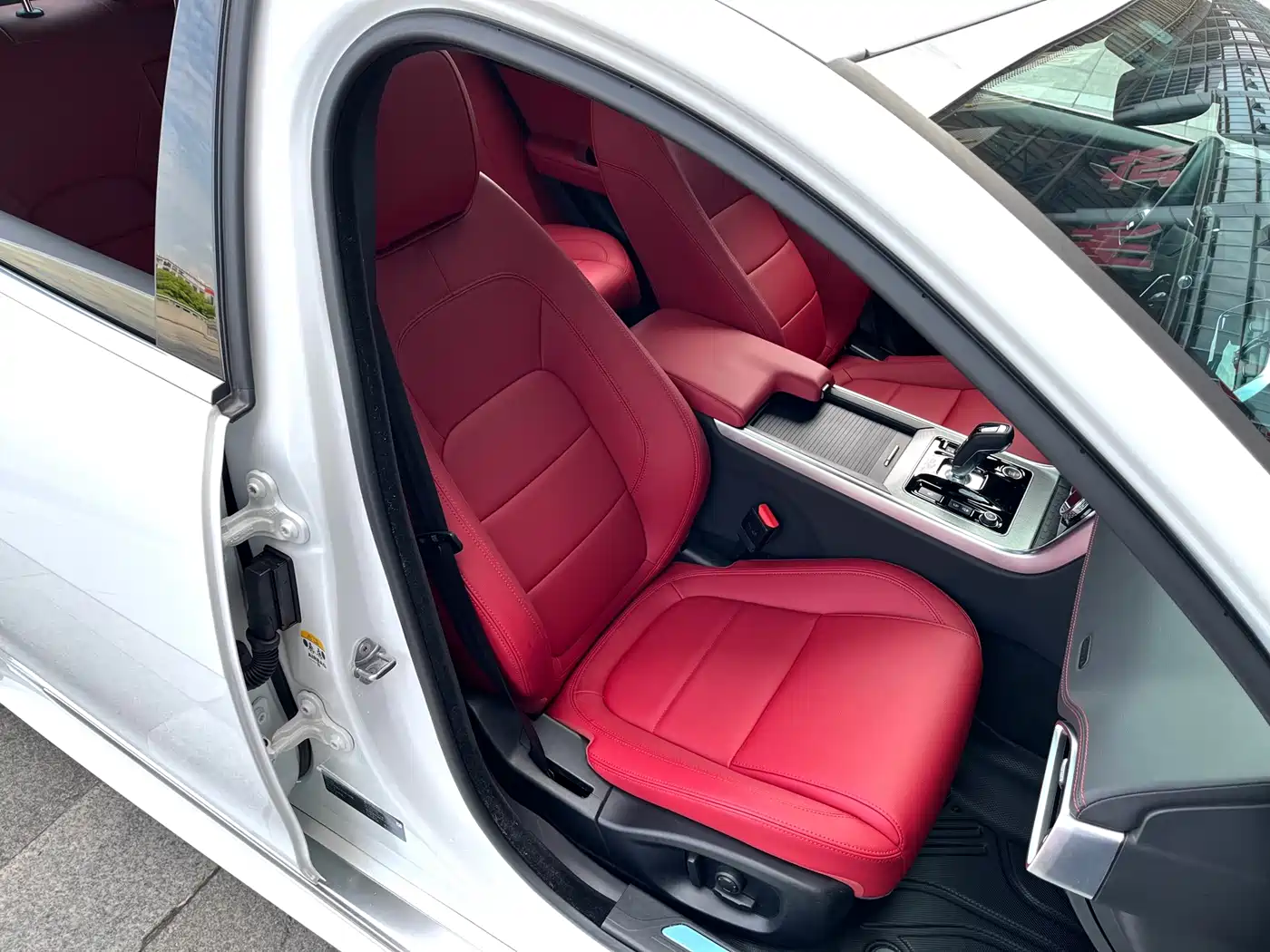 JAGUAR XEL