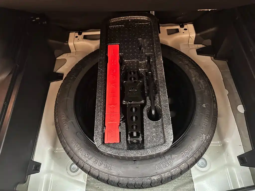 GEELY AUTOMOBILE VISION X6