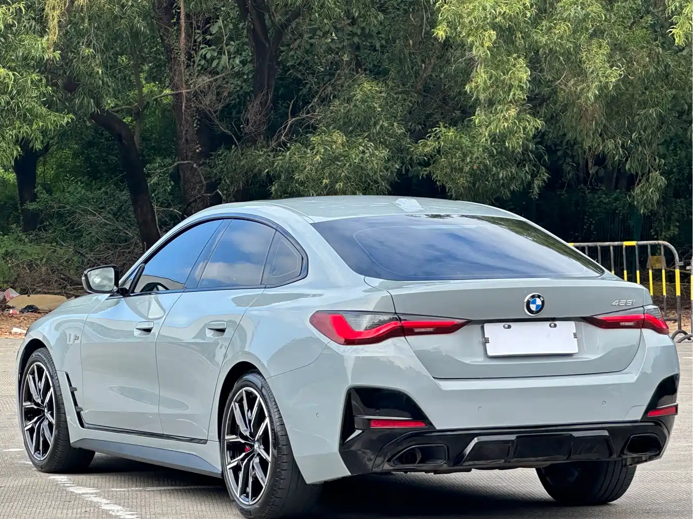 BMW 4 Series 2022 425i Gran Coupe M Sport Night Package фото 17