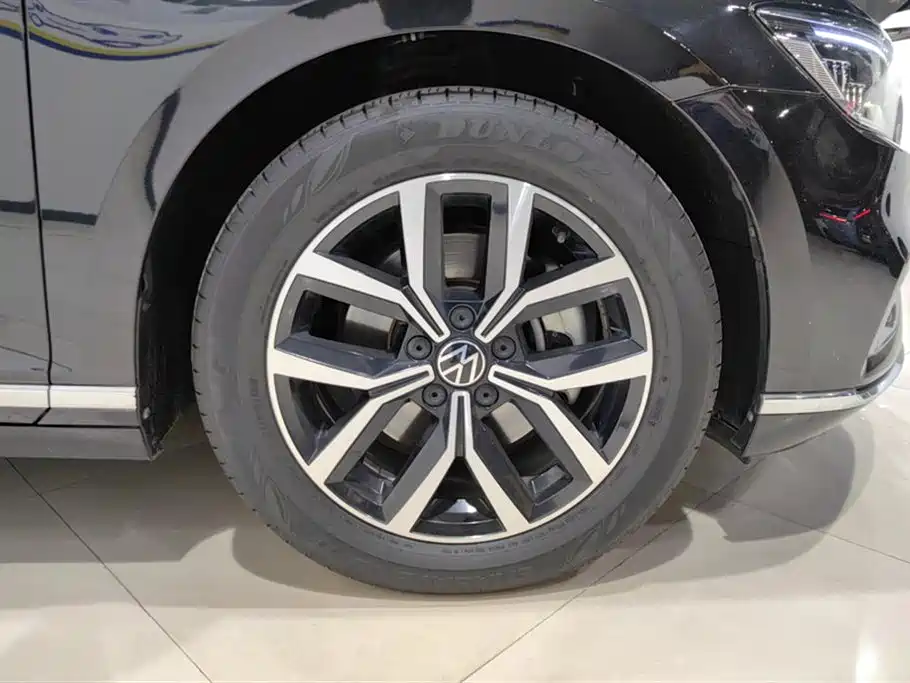 Volkswagen Magotan 2020 330TSI DSG Leading фото 6