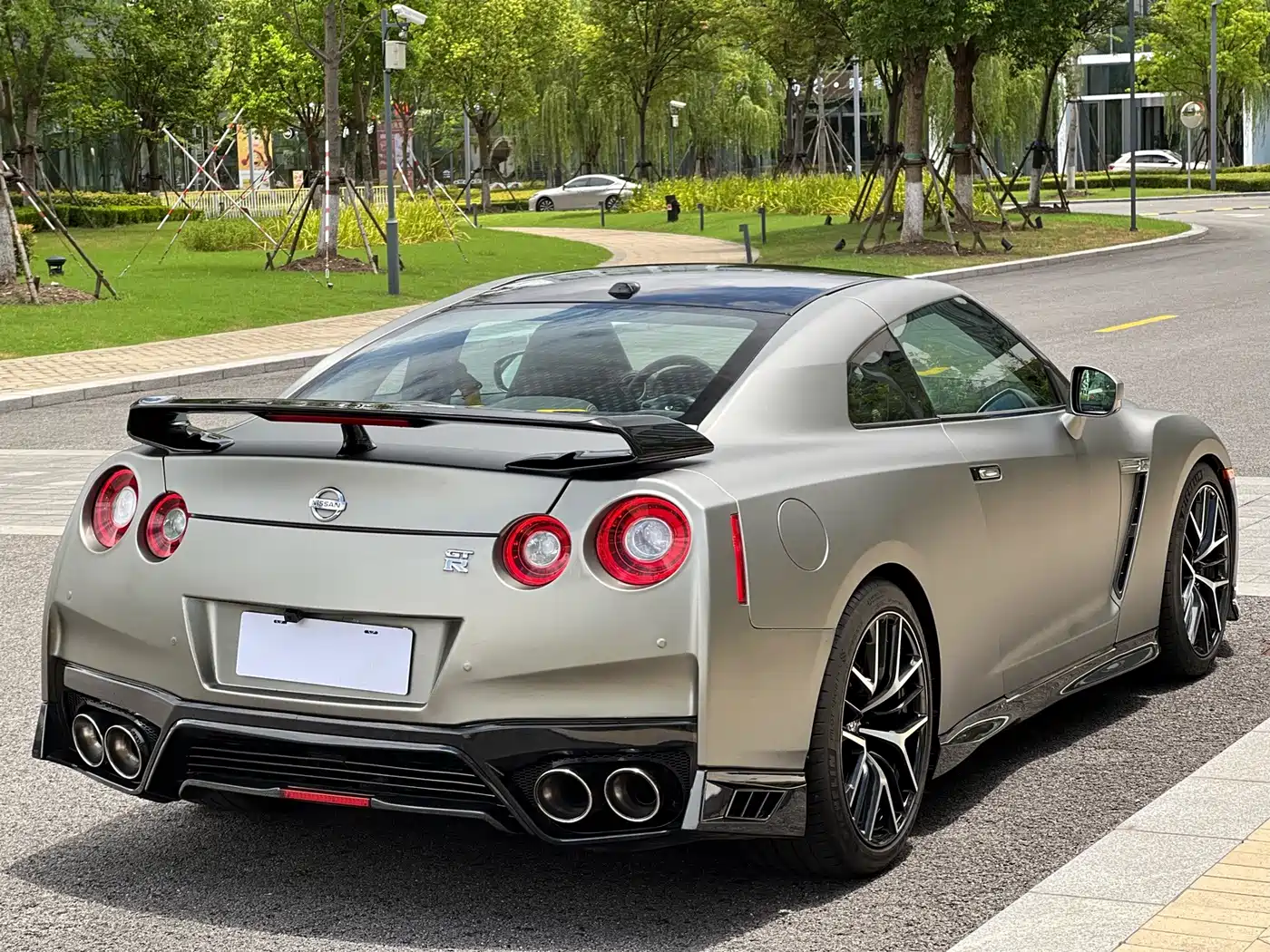 Nissan GT-R 2010 2010 3.8T Premium Edition