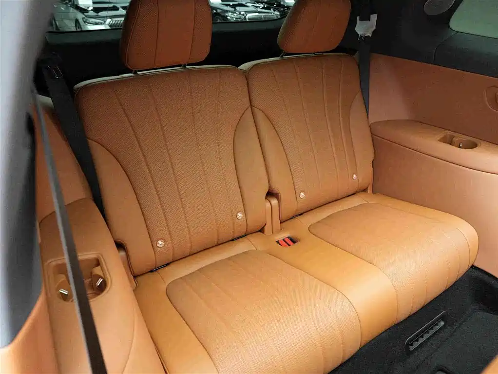 AITO Wenjie AITO M8 2026 2025 Model Extended Range Max Edition 37kWh 6-Seater