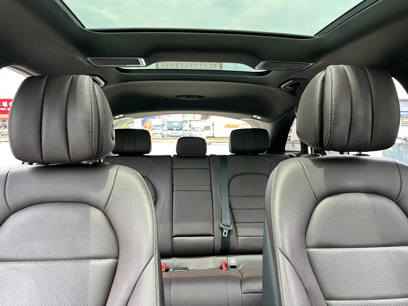 Mercedes-Benz GLC 2019 GLC 260 L 4MATIC Luxury фото 13