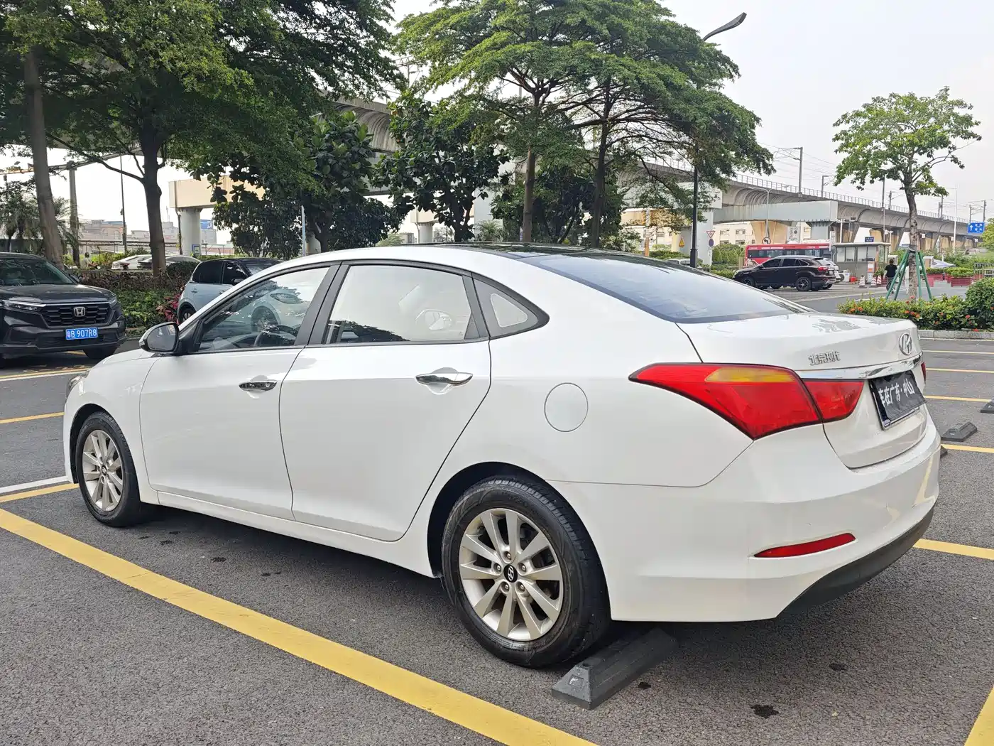 Hyundai Mistra 2016 1.8L Automatic Smart GLS фото 17