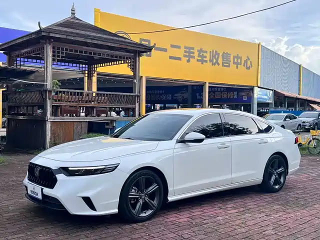 Honda Inspire 2023 260TURBO Delicate Edition