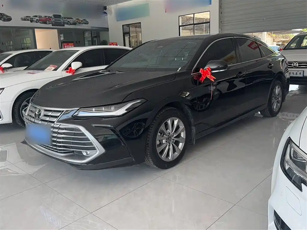 Toyota Avalon 2024 Model 2.0L Premium Selection Edition фото 2