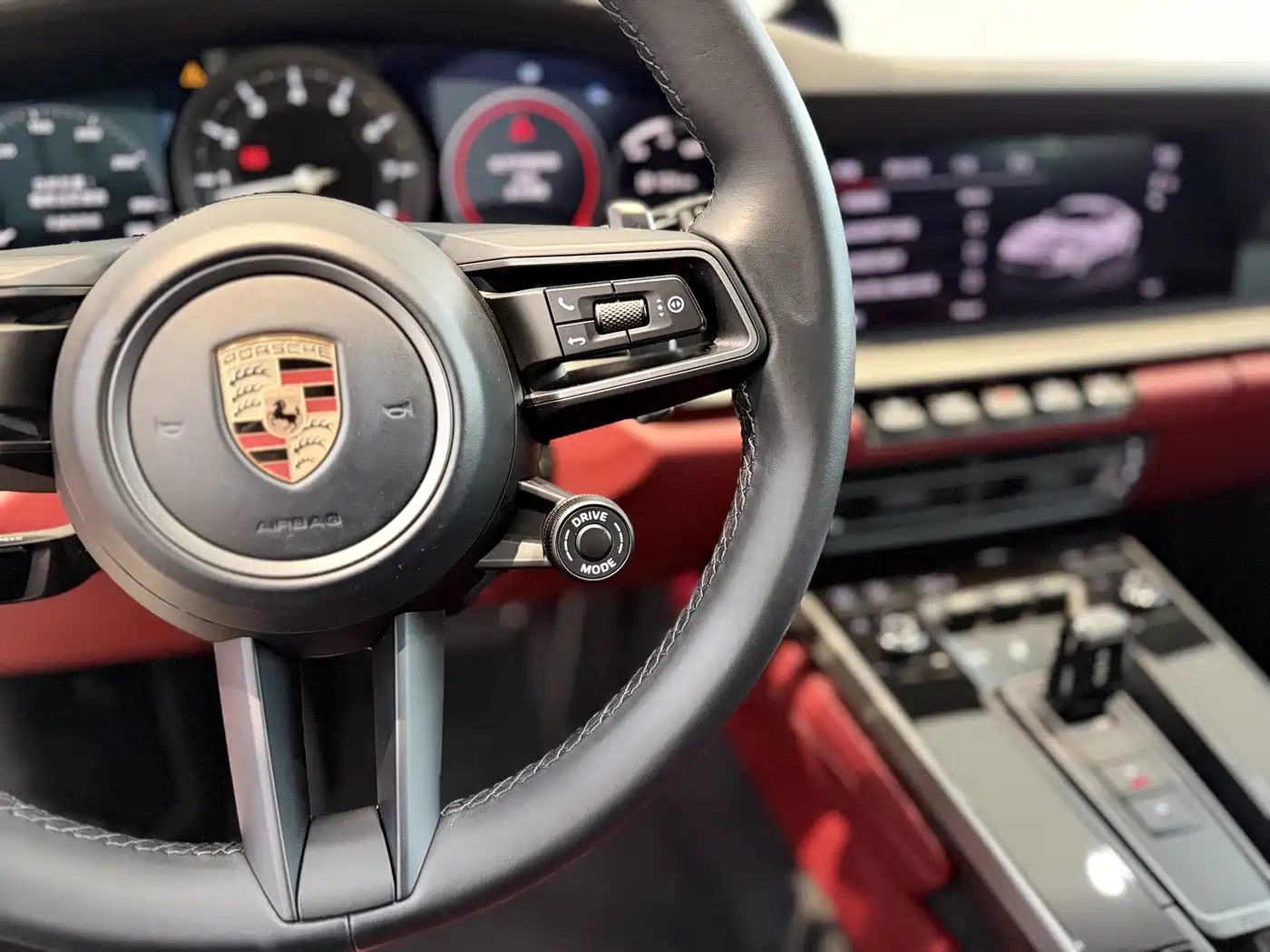 PORSCHE 911