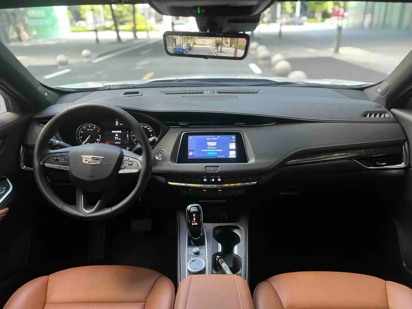 CADILLAC XT4