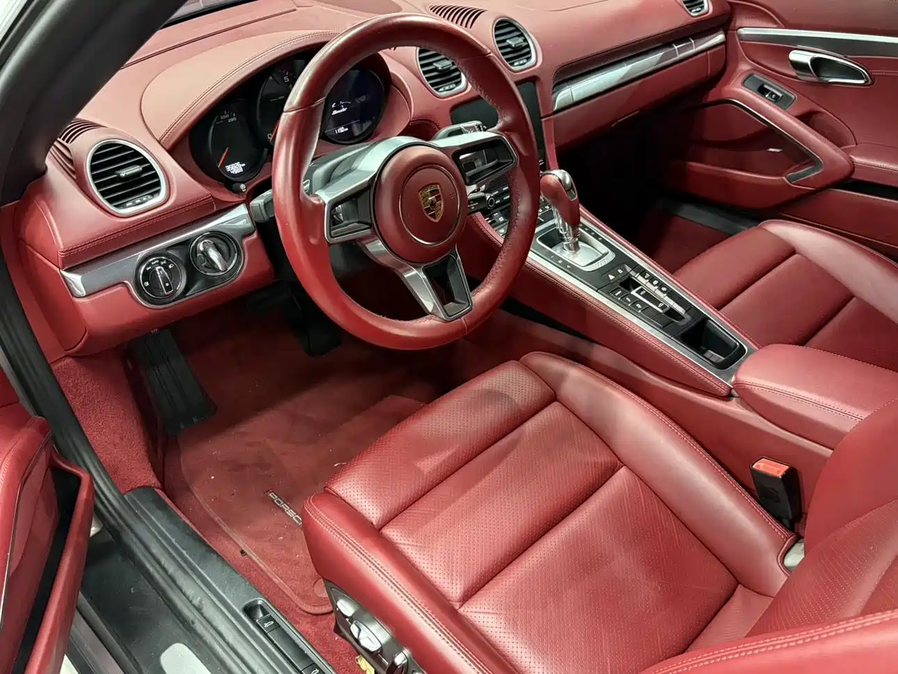 Porsche 718 2022 Boxster 2.0T фото 6