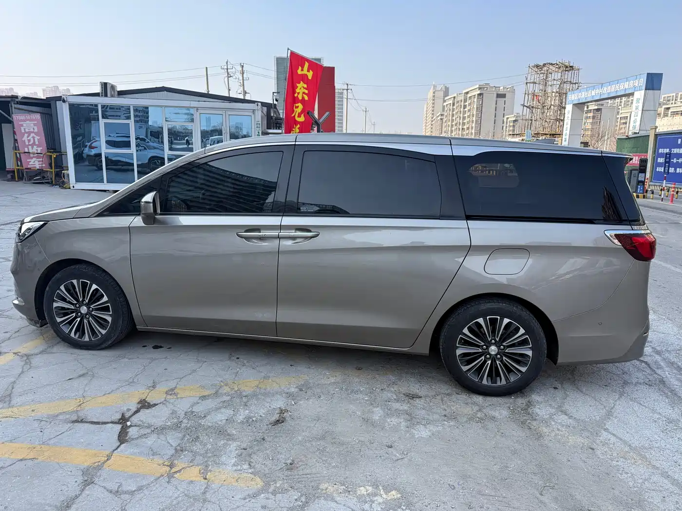 Buick GL8 2022 ES Landmark 653T Luxury фото 7